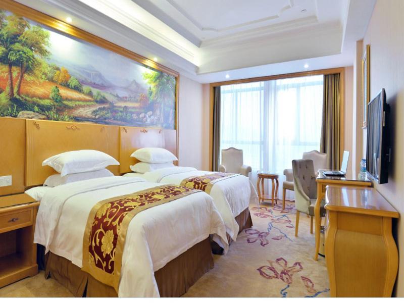 Vienna International Hotel Meizhou Dingzi Bridge Exterior photo